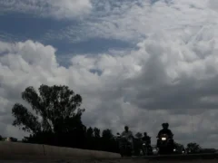 सहारनपुर: 14 घंटे बूंदाबांदी से तापमान 8°C घटा, अगले 24 घंटे बारिश के आसार