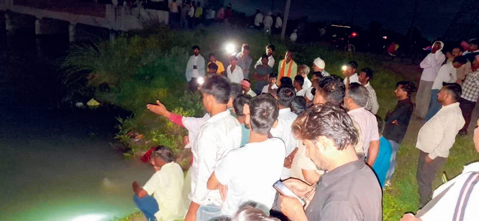 हाथरस: लाखनू में नहर में डूबने से 17 वर्षीय विकास की मौत, शव पुलिया के नीचे मिला