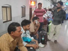 बस्ती: गोरखपुर‑गोंडा रेलखंड पर काम से कई एक्सप्रेस का मार्ग बदला, पैसेंजर रद्द