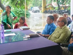 रायबरेली: विवादित जमीन पर बच्चे का शव दफन होने का आरोप, समाधान दिवस में सीमित निस्तारण
