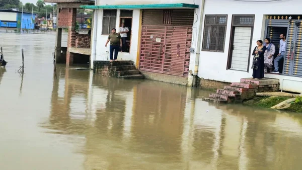 शाहजहांपुर: 40 घंटे में 255 मिमी बारिश, खन्नौत नदी खतरे के करीब