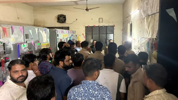 गोरखपुर: राप्तीनगर ओल्ड उपकेंद्र आउटेज से 10 हजार उपभोक्ता प्रभावित