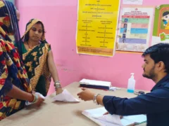 फतेहपुर: मुख्यमंत्री आरोग्य मेले में डॉक्टर नहीं पहुंचे, कई मरीज बिना इलाज लौटे