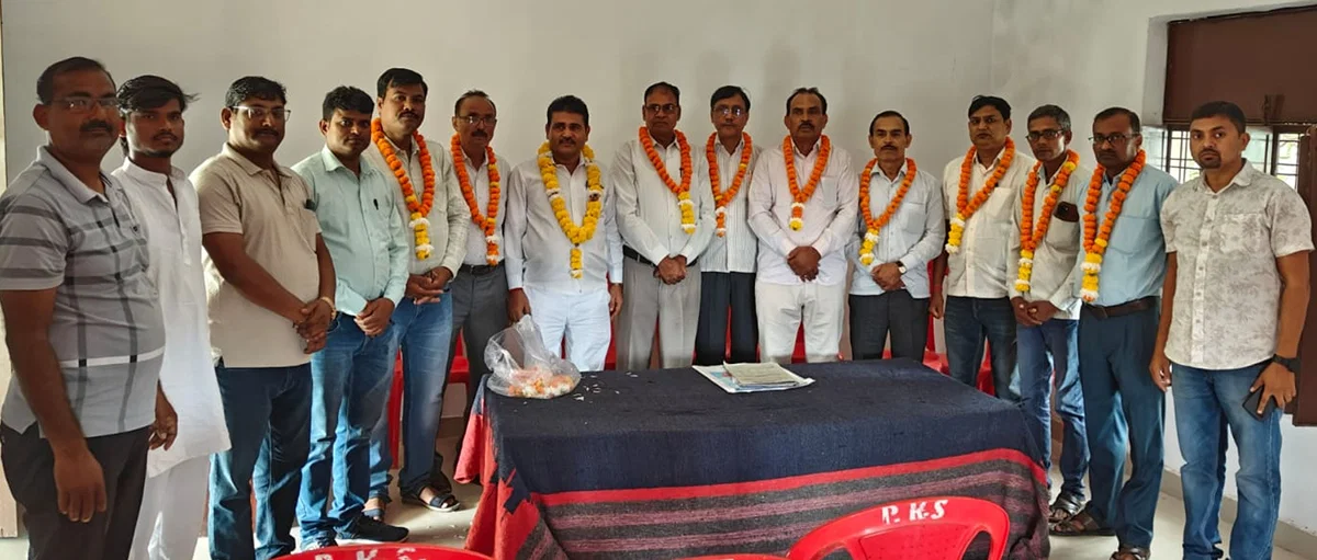 फतेहपुर: पासी कल्याण समिति के जिला अध्यक्ष वासुदेव निर्विरोध चुने गए
