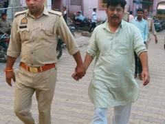 मथुरा: महिला बैंककर्मी को परेशान करने के आरोपी सैयद राजन अहमद रिजवी गिरफ्तार