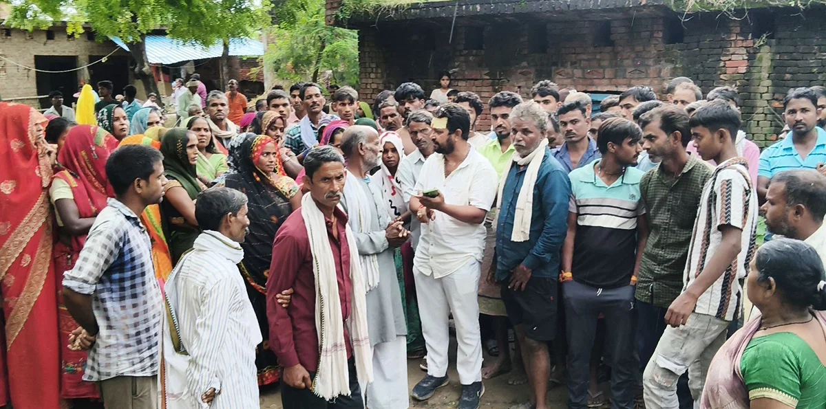 रायबरेली: अमरोहा में मृत विकास के परिजनों ने पांच घंटे हंगामा, अंतिम संस्कार रोका