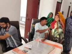 सिद्धार्थनगर: बारिश के बाद 187 मरीजों ने जन आरोग्य मेलों में इलाज कराया, बुखार‑जुकाम सबसे अधिक