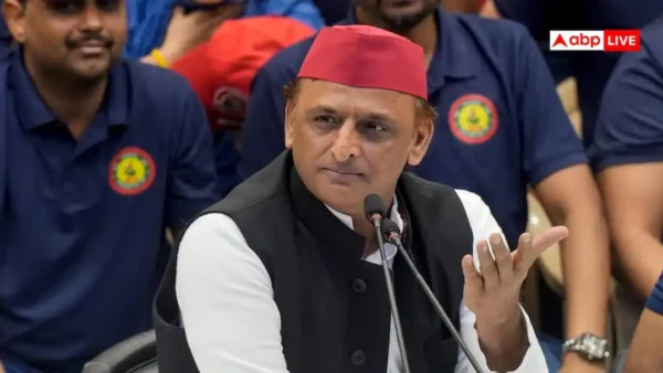 गोरखपुर: अखिलेश ने रवि किशन के ‘स्पेन’ बयान पर किया तंज,ें सैफई का उदाहरण दिया