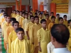 चित्रकूट: विद्या मंदिरों में 150वीं वर्षगांठ पर 8,622 ने सामूहिक वंदे मातरम गाया