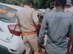 पीलीभीत: पूरनपुर-खुटार हाईवे पर डंपर से टकराने से 3 की मौत, कई घायल