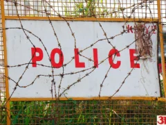 फिरोजाबाद: ट्रेन में यात्रा के दौरान महिला के 11,000 रुपये और दो बैग चोरी