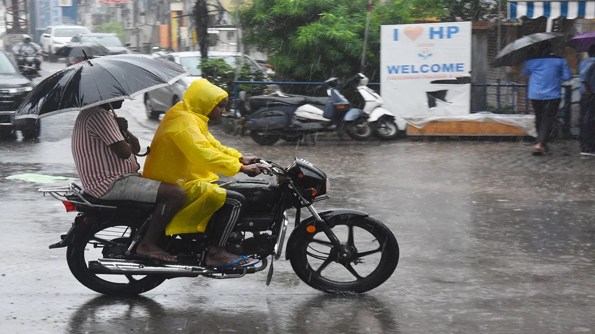 बरेली: तीन दिनों में 290.9 मिमी बारिश, सोमवार से मौसम साफ रहने का अनुमान