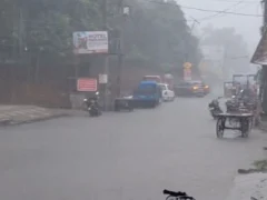 पीलीभीत: 14 घंटे की बारिश से जनजीवन बुरी तरह प्रभावित, शारदा में 3.50 लाख क्यूसेक छोड़ा