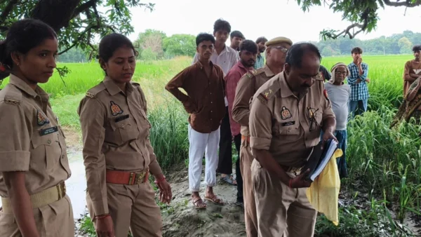 प्रयागराज: धान के खेत में मिली करीब 50 वर्षीय महिला की लाश, हत्या की आशंका