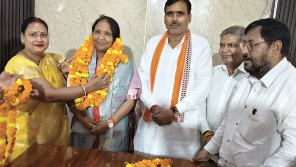 शाहजहांपुर: गीता शाक्य ने कार्यकर्ताओं को कहा, जनसंपर्क बनाए रखें, बूथ मजबूत करें