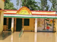 श्रावस्ती: तीन दिन बारिश‑बाढ़ से कई स्कूल प्रभावित, आवागमन बाधित