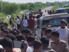 आज़मगढ़: सर्विस लेन किनारे दुल्लहपार गांव के पास मिले करीब 45 वर्षीय युवक का शव