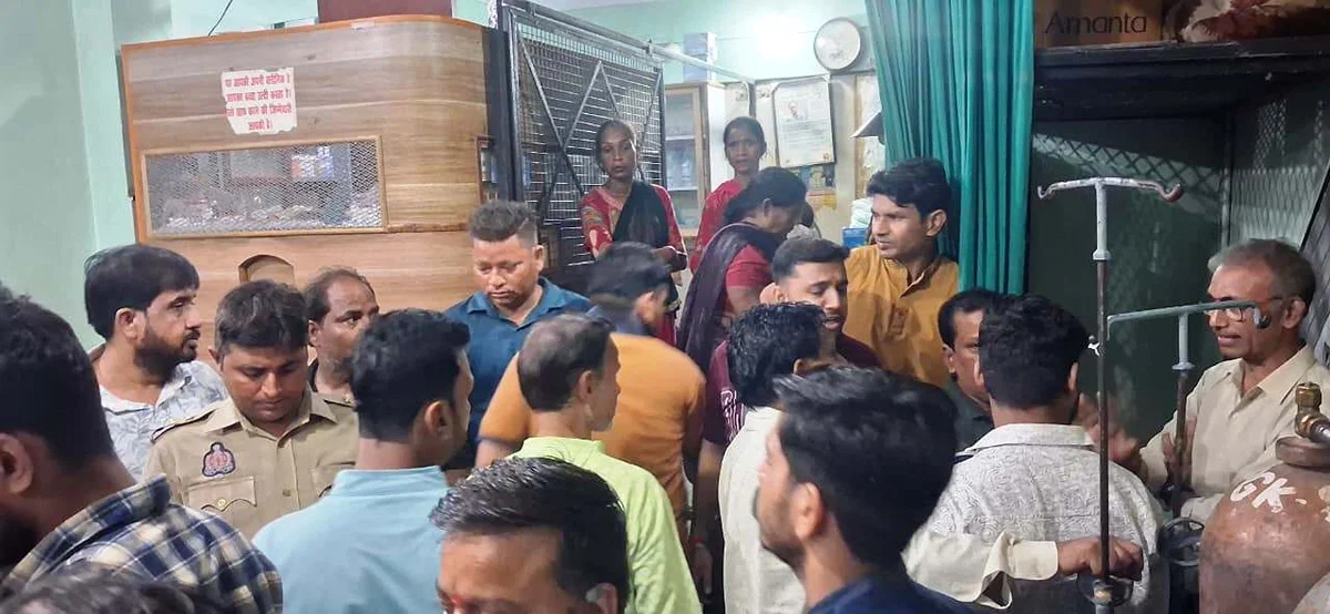 कासगंज: निजी क्लीनिक में चार घंटे देरी, ढाई साल की बच्ची की मौत