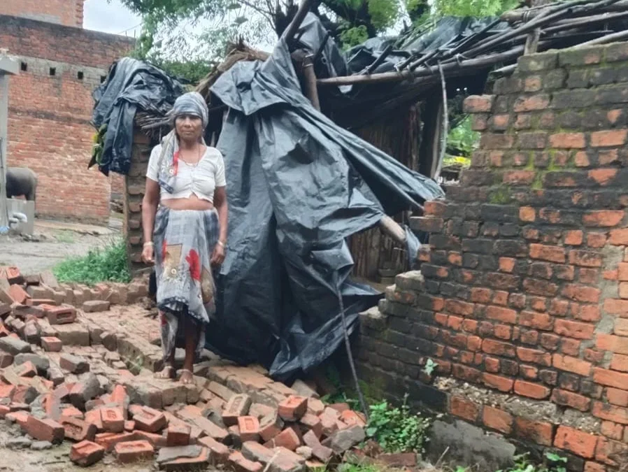 बिजनौर: 48 घंटे में 226.8 मिमी बारिश, चार मकान गिरे, गंगा 218.70 मीटर पर