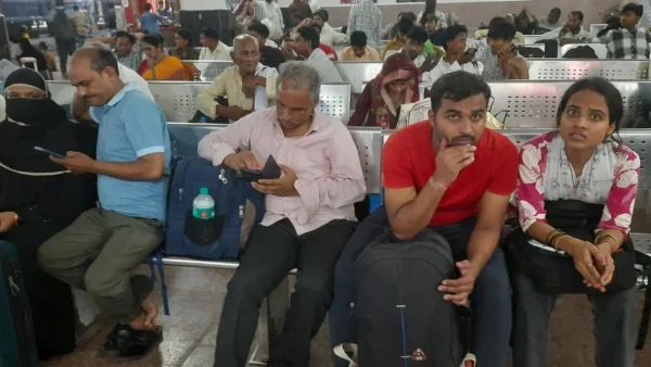 बस्ती: मनवर संगम एक्सप्रेस आज अयोध्या तक ही चलेगी, बस्ती से नहीं रुकेगी