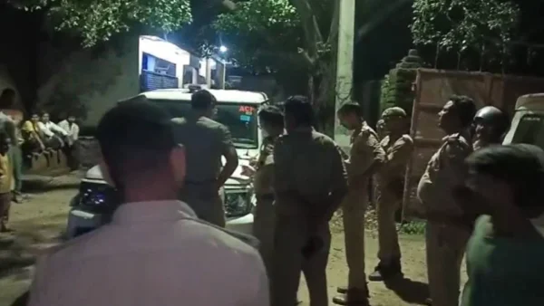 लखनऊ: नशे में डाला चालक ने सड़क किनारे लोगों पर गाड़ी चढ़ाई, 1 की मौत