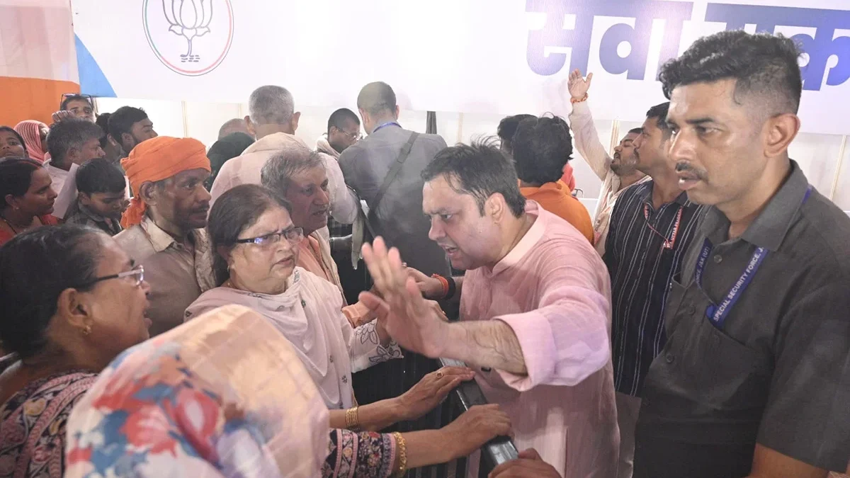 गाज़ीपुर: तीन दिन में 31,274 लोग पहुंचे सेवा संकल्प स्वास्थ्य शिविर, 410 रेफर