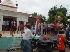 मऊ घोसी: दुर्गा मंदिर से लाखों के आभूषण और दान पेटिका चोरी