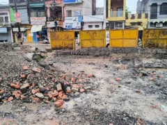 शाहजहांपुर: लगातार बारिश से सड़कों पर जलभराव, स्कूल बंद