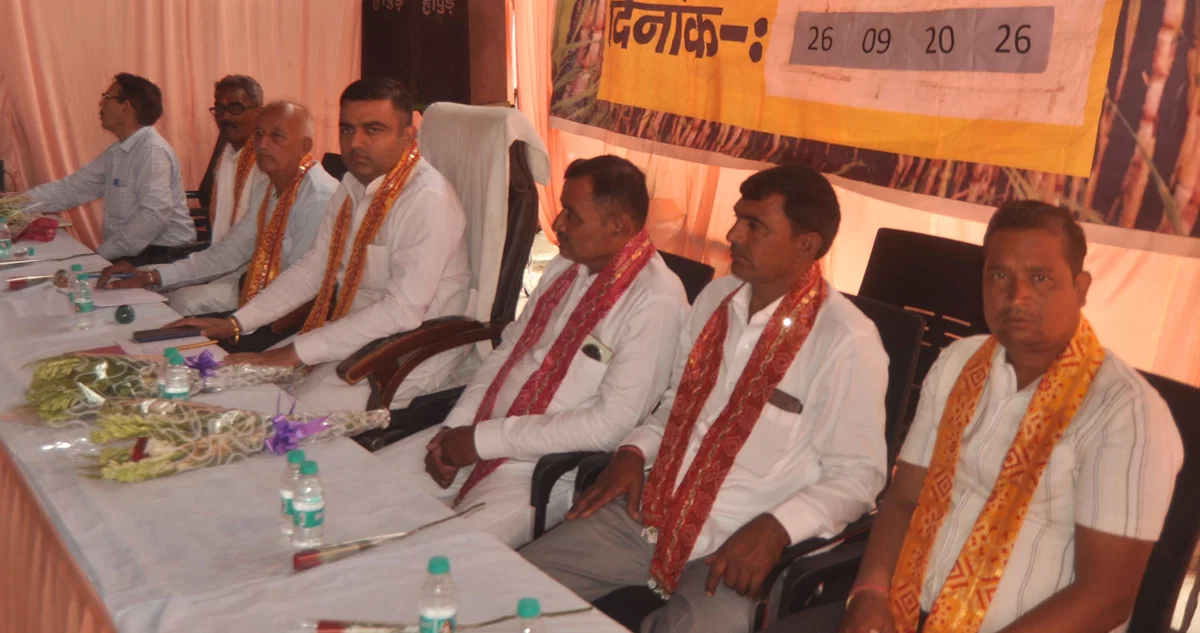 हापुड़: गन्ना समिति चेयरमैन लौटे, किसानों ने 14 दिन में भुगतान की मांग की