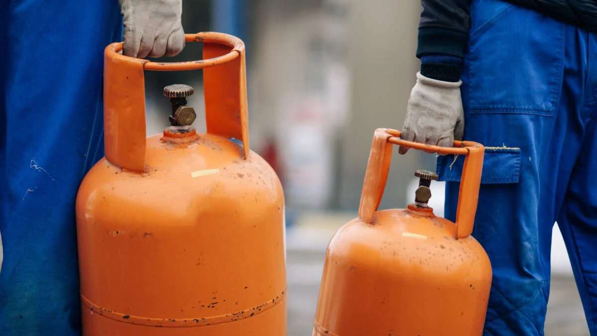 लखनऊ: 50 लाख से ज्यादा परिवारों की LPG सब्सिडी खतरे में, केवाईसी 30 सितंबर तक जरूरी