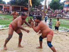 गाजीपुर: दंगल के अंतिम दिन 20 कुश्तियां, ज्यादातर मुकाबले बराबरी पर खत्म