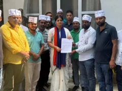 लखनऊ: 68,500 शिक्षक भर्ती में 8 साल से इंतजार, अभ्यर्थियों ने अनुप्रिया से मदद मांगी