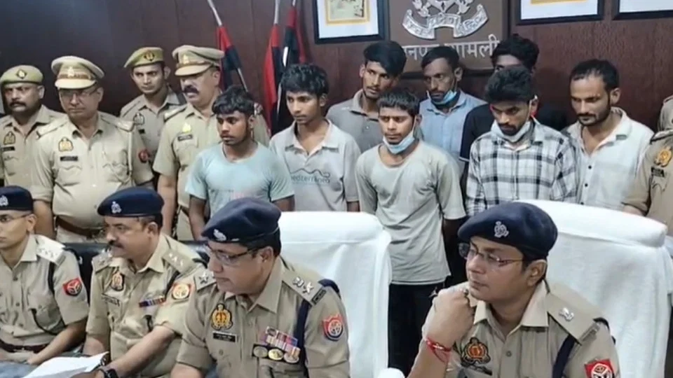 शामली: अंतरराज्यीय बाइक चोरी गिरोह गिरफ्तार, 23 बाइक व 1 स्कूटी बरामद