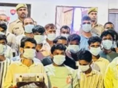 वाराणसी: बजबजा प्लांट के पास 20 जुआरी गिरफ्तार, ₹1 लाख बरामद