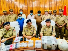 बहराइच: वर्दी पहन कर दुकानदारों से वसूली, चार गिरफ्तार, 7.795 किलोग्राम गांजा बरामद
