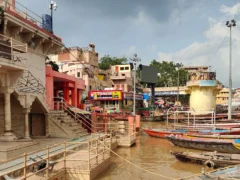 वाराणसी: 13 दिन के बाद गंगा का जलस्तर फिर तेजी से बढ़ा, रफ्तार 5 सेमी प्रति घंटे