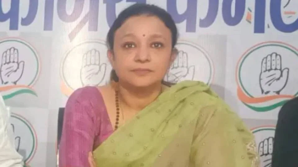 लखनऊ: कांग्रेस ने अजय राय की जगह आराधना मिश्रा ‘मोना’ को यूपी अध्यक्ष बनाया