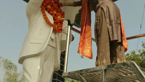 गोंडा: गांधी-शास्त्री जयंती में सत्य, अहिंसा और स्वच्छता का संदेश