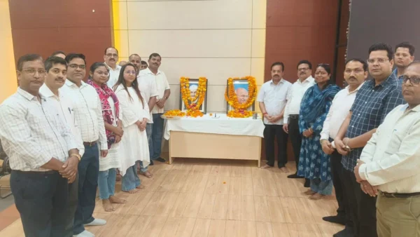 लखनऊ: एकेटीयू, बेसिक शिक्षा व कौशल मिशन में गांधी‑शास्त्री जयंती समारोह