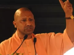 लखनऊ: CM योगी आज 912 छात्रों के लिए 2026-27 छात्रवृत्ति कार्यक्रम शुरू करेंगे