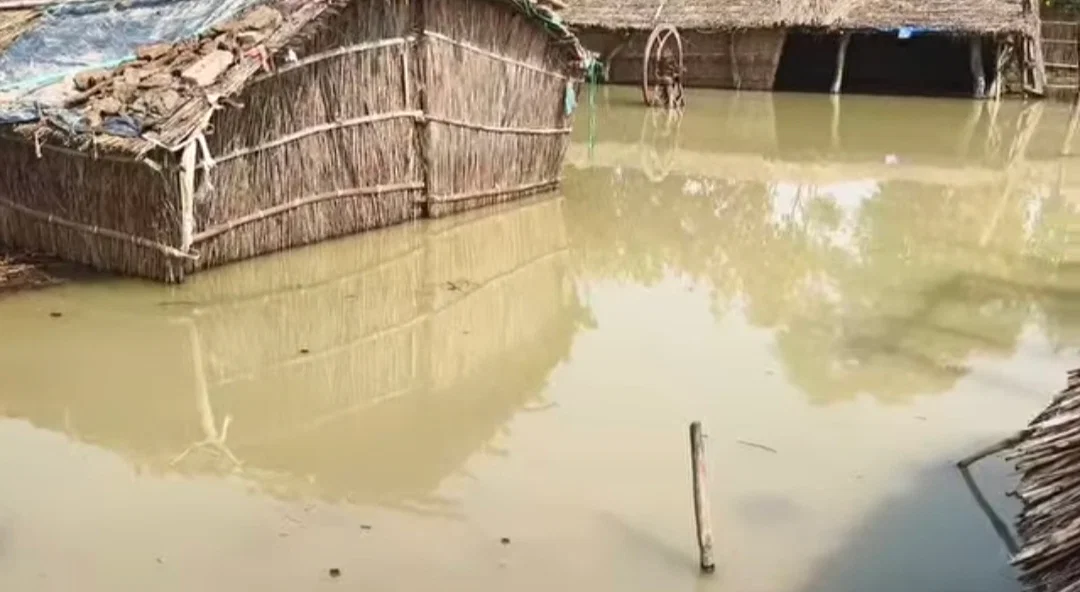 बलिया: गंगा का जलस्तर घटा, सरयू स्थिर; 18 हजार प्रभावितों को राहत
