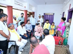 अम्बेडकर नगर: शहीद डिप्टी कमांडेंट अंकित की मर्मांतक विदाई, गांव में शोक