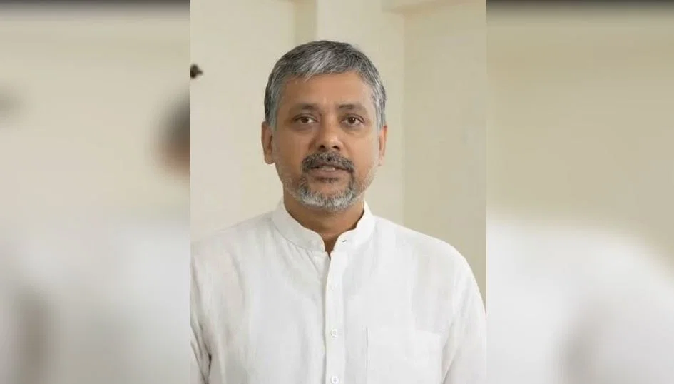 आगरा: सपा ने एमएलसी शिक्षक सीट के लिए डॉ. आकाश अग्रवाल को बनाया उम्मीदवार