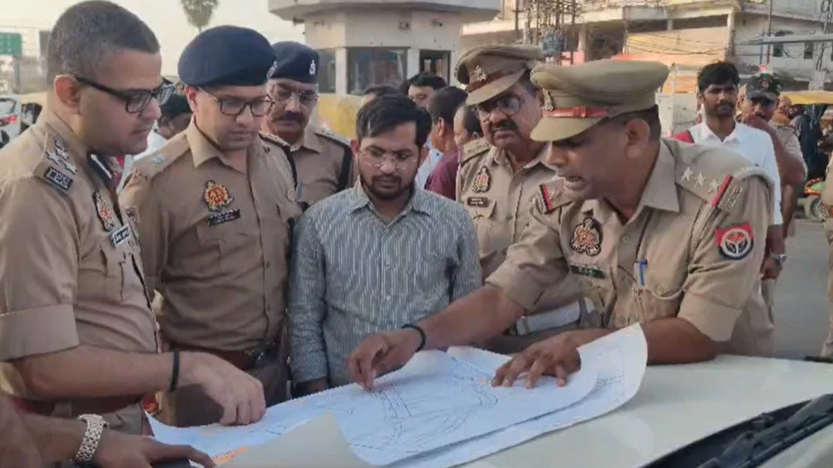 चंदौली: एयर शो की तैयारियों का निरीक्षण, घाटों पर भीड़ नियंत्रण बड़ी चुनौती
