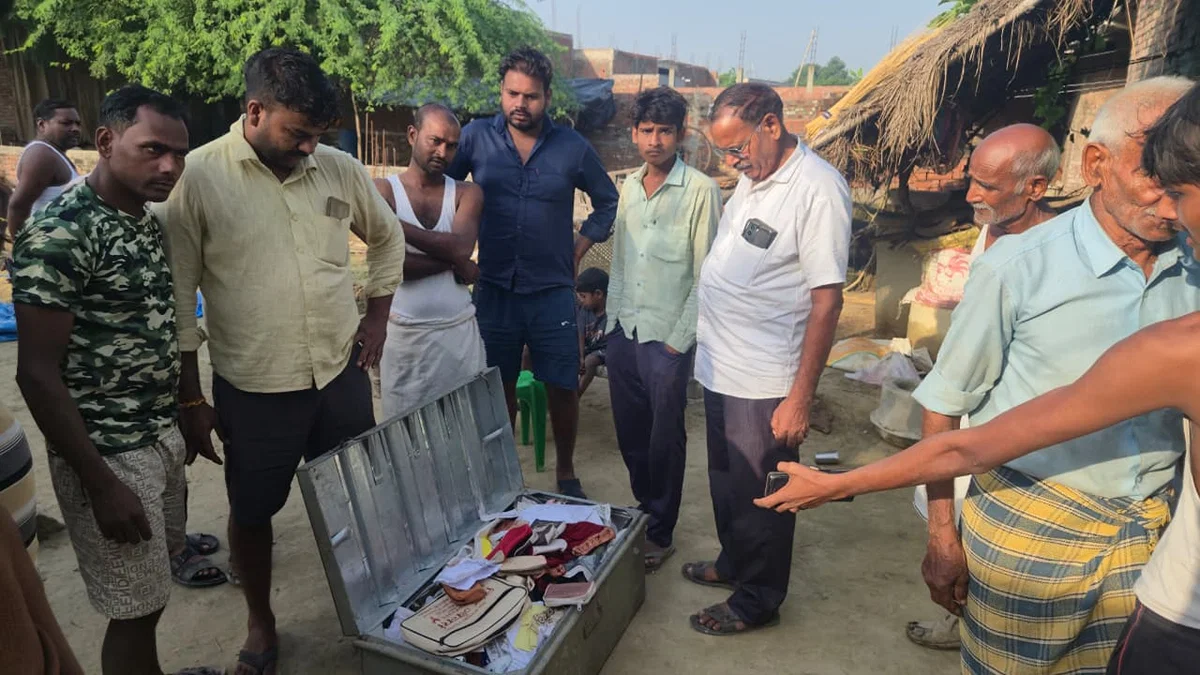 फर्रुखाबाद: नवाबगंज-मोहम्मदाबाद में 3 घरों में चोरी, 12 लाख नकदी व जेवर लूटे
