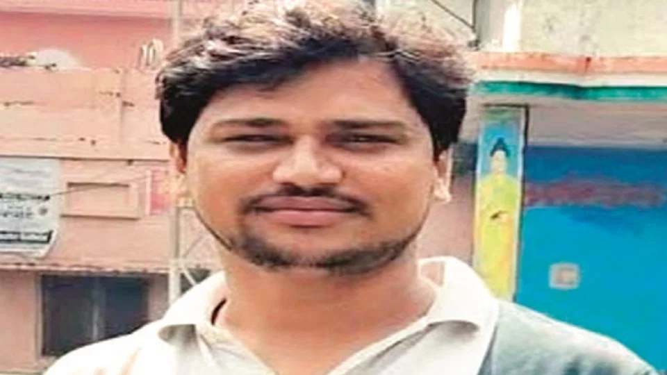मुरादाबाद: कांग्रेस पार्षद सद्दाम (35) ने घर में फंदे से फांसी लगाकर की आत्महत्या