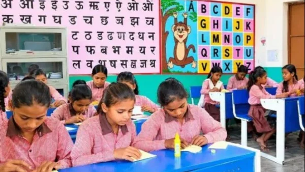 उन्नाव: छात्रों ने प्रधानमंत्री को पत्र भेजकर सरैयाघाट‑गंगा पुल फिर से बनवाने की मांग