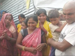 गोंडा विश्नोहरपुर: नाव की पतवार टूटने से 9 वर्षीय शिवा बाढ़ में डूबा, मौत