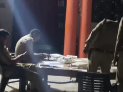 रायबरेली: लोकेटर के घर छापा, लाखों नकदी और डाटा बरामद