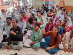 हरदोई: लेखपालों का कार्यबहिष्कार, खसरा रिपोर्ट और प्रमाण-पत्र पर रुकावट